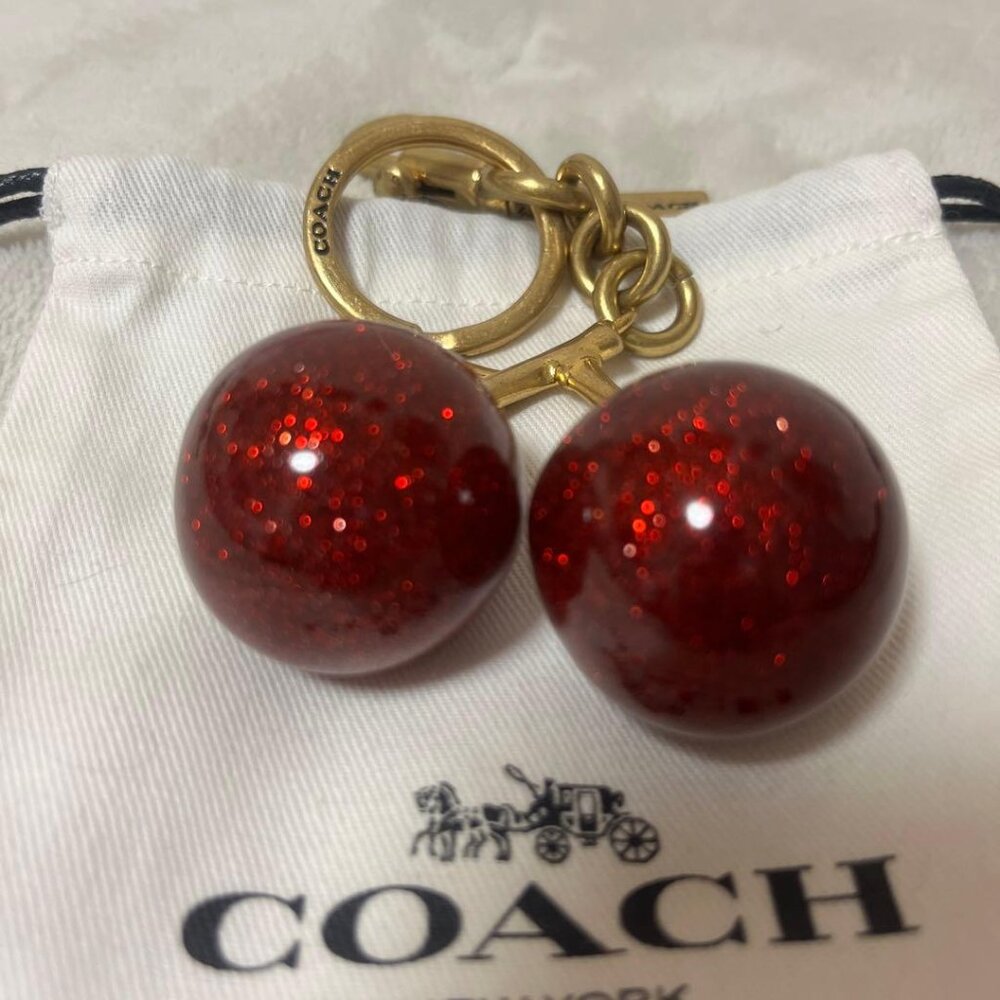 Coach Red Resin Glitter Cherries Gold Brass Keychain Fob Bag Charm - Picture 3 of 4